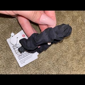 Black Camo uplifting lululemon scrunchie